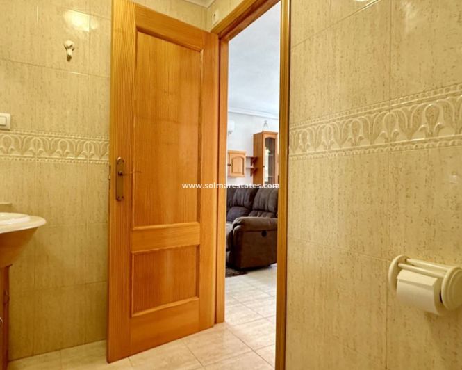 Image No.41-3 Bed House for sale