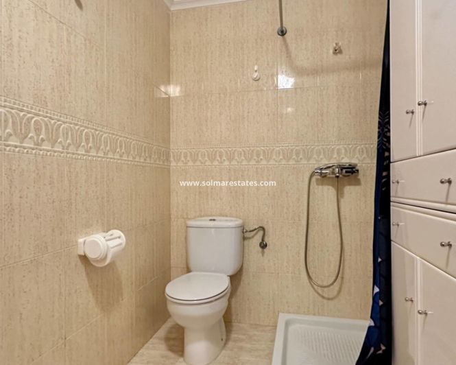 Image No.42-3 Bed House for sale