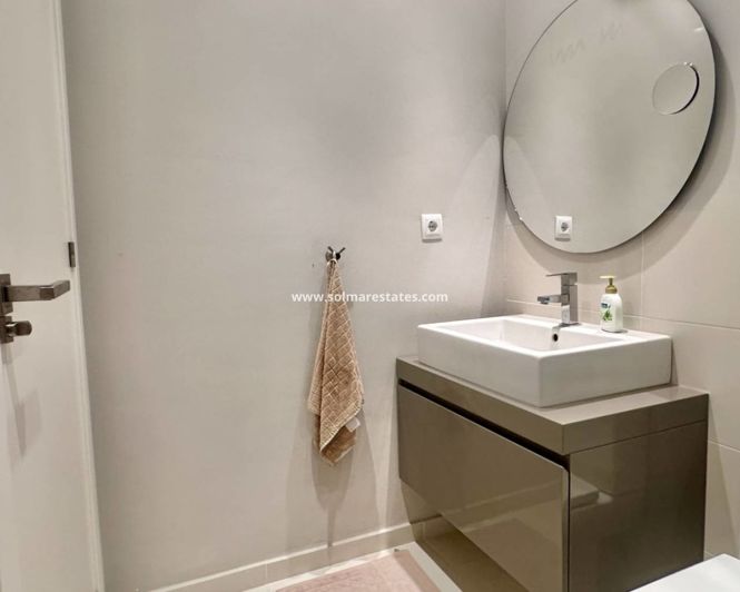 Image No.15-2 Bed Apartment for sale