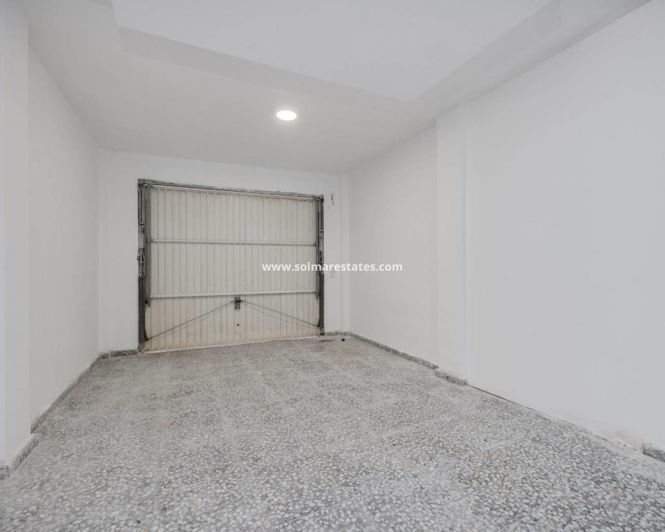 Image No.11-4 Bed Villa for sale