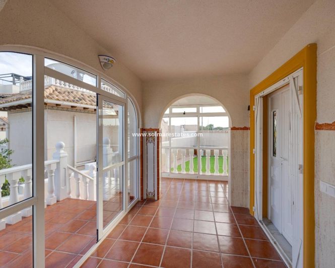 Image No.20-4 Bed Villa for sale