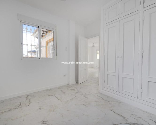 Image No.29-4 Bed Villa for sale