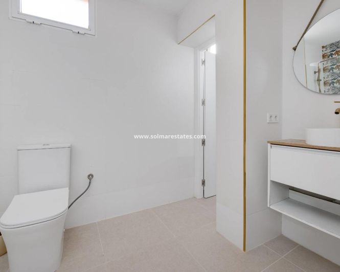 Image No.32-4 Bed Villa for sale