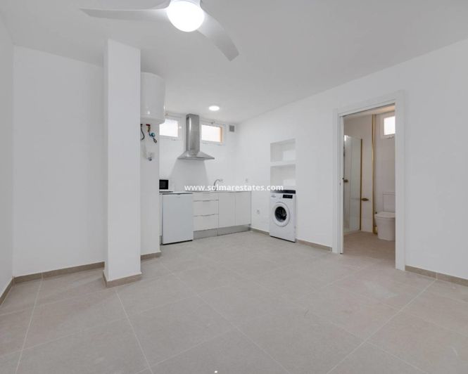 Image No.37-4 Bed Villa for sale