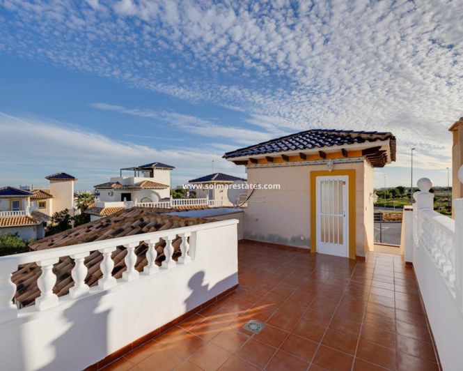 Image No.47-4 Bed Villa for sale