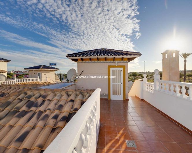 Image No.9-4 Bed Villa for sale