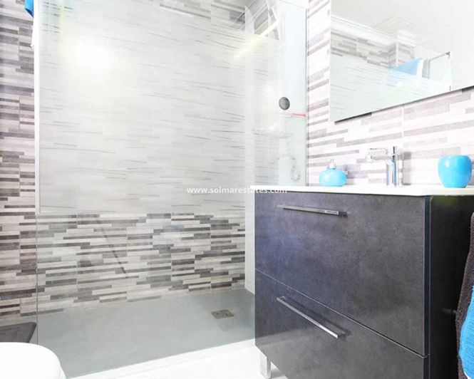 Image No.29-3 Bed Villa for sale