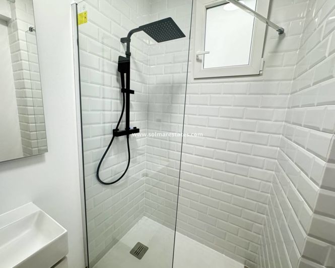 Image No.12-3 Bed Apartment for sale