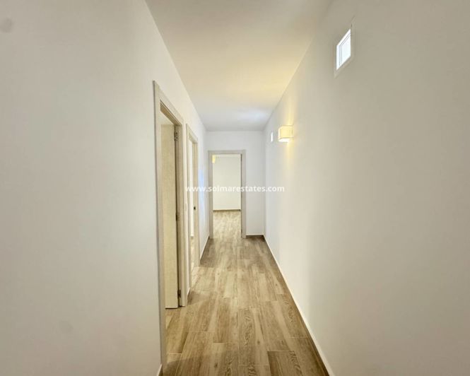 Image No.13-3 Bed Apartment for sale