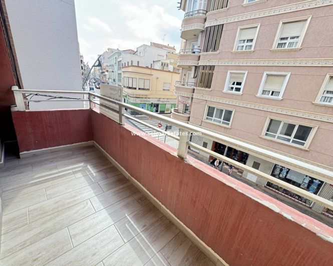 Image No.18-3 Bed Apartment for sale