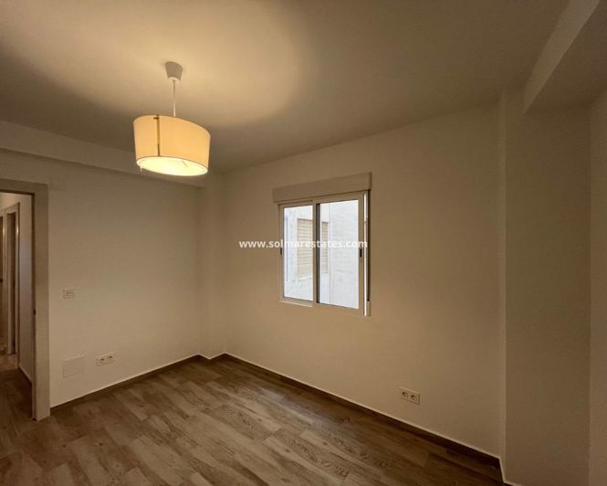 Image No.26-3 Bed Apartment for sale