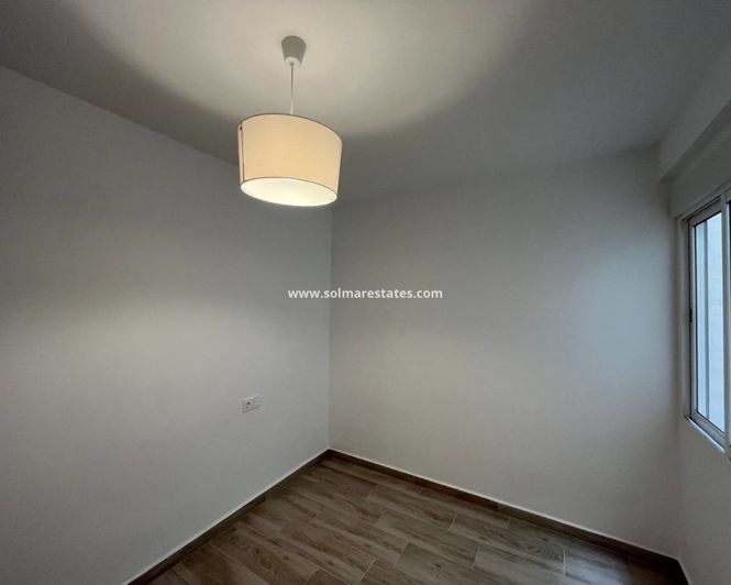 Image No.27-3 Bed Apartment for sale