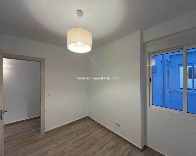 Image No.33-3 Bed Apartment for sale