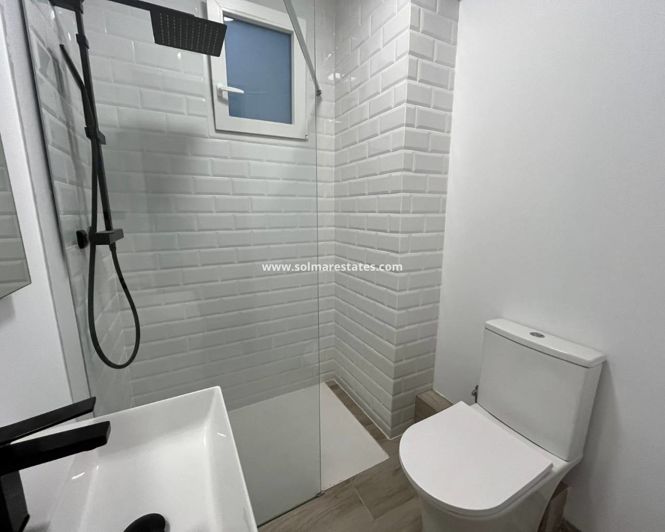 Image No.35-3 Bed Apartment for sale