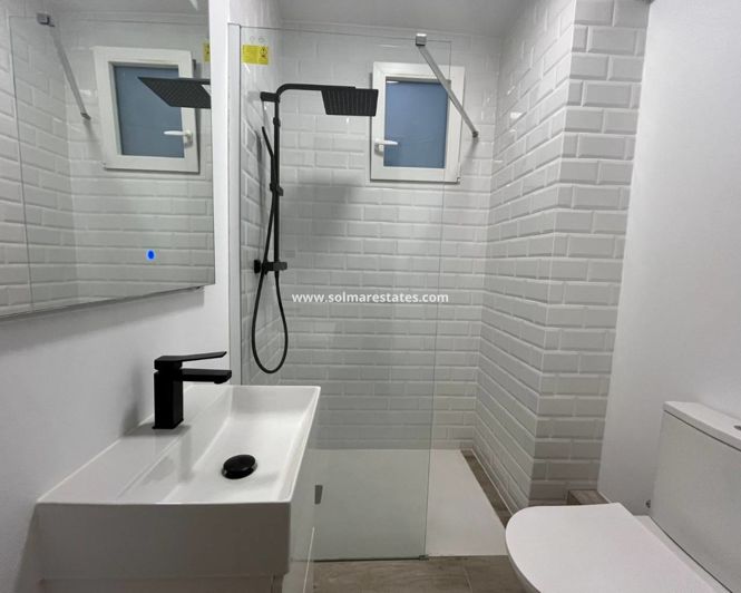 Image No.38-3 Bed Apartment for sale