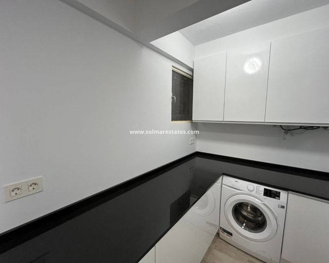 Image No.42-3 Bed Apartment for sale