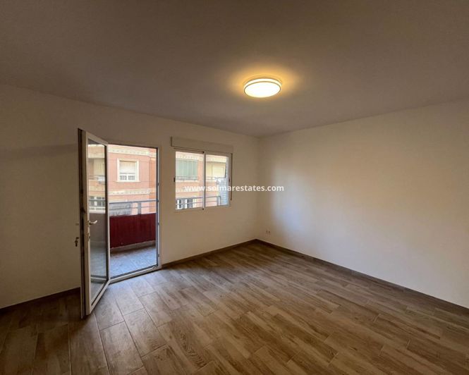 Image No.44-3 Bed Apartment for sale