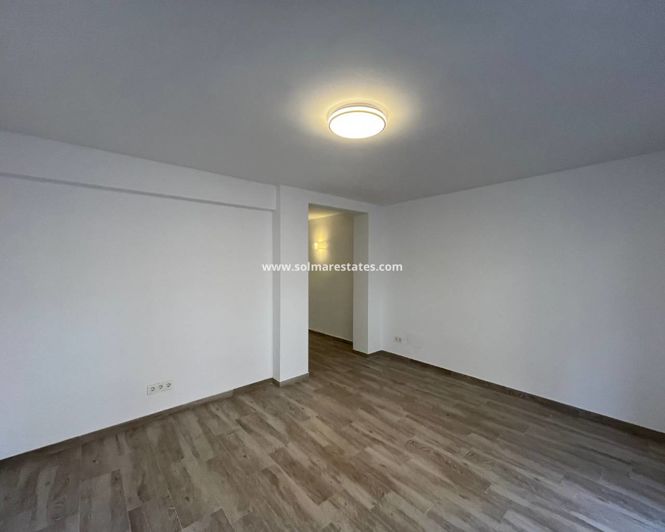 Image No.46-3 Bed Apartment for sale