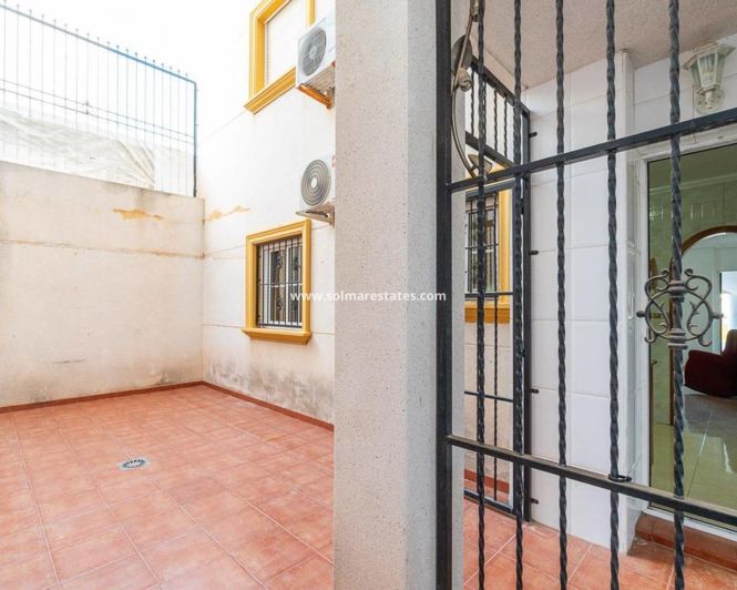 Image No.22-Appartement de 2 chambres à vendre à Cabo Roig