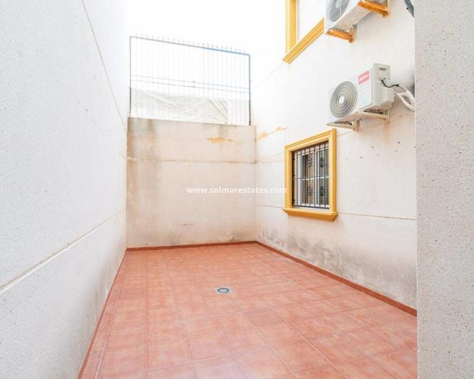 Image No.5-Appartement de 2 chambres à vendre à Cabo Roig