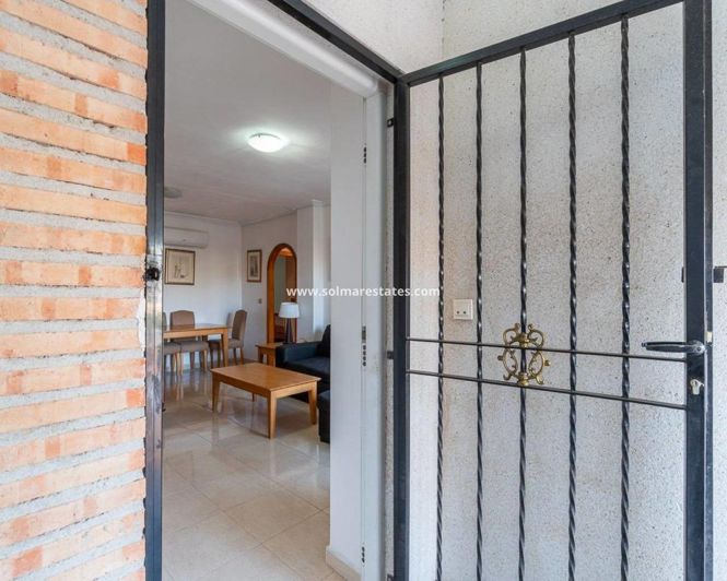Image No.5-Appartement de 2 chambres à vendre à Cabo Roig