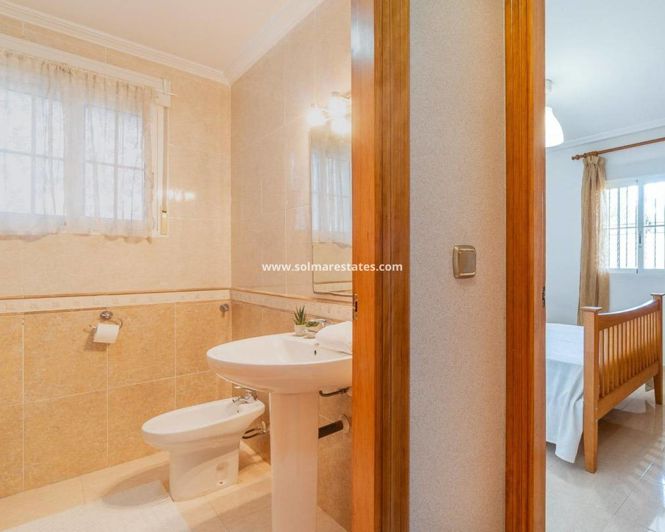 Image No.9-Appartement de 2 chambres à vendre à Cabo Roig