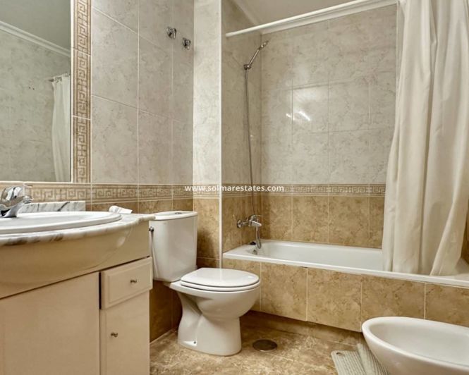 Image No.8-Appartement de 2 chambres à vendre à Cabo Roig