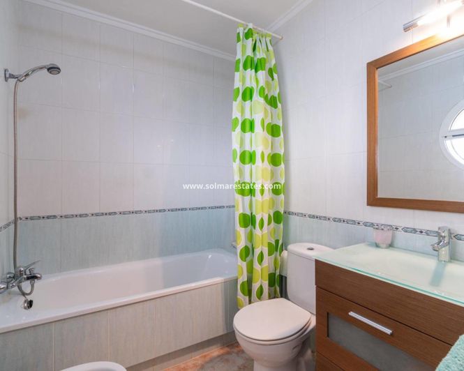 Image No.11-2 Bed Quad for sale