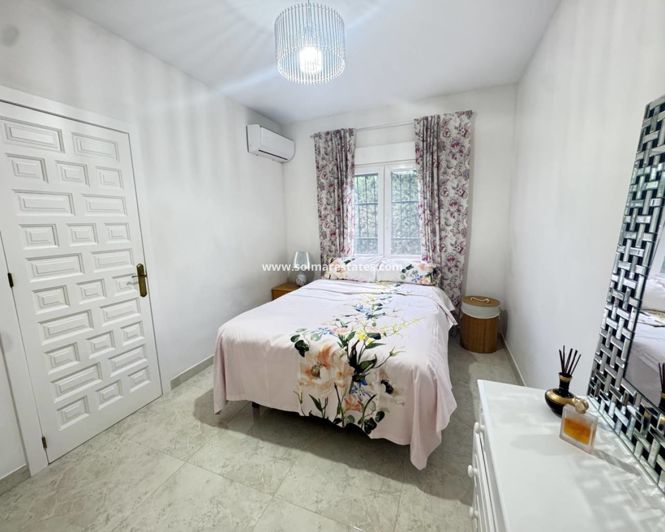 Image No.17-3 Bed Villa for sale