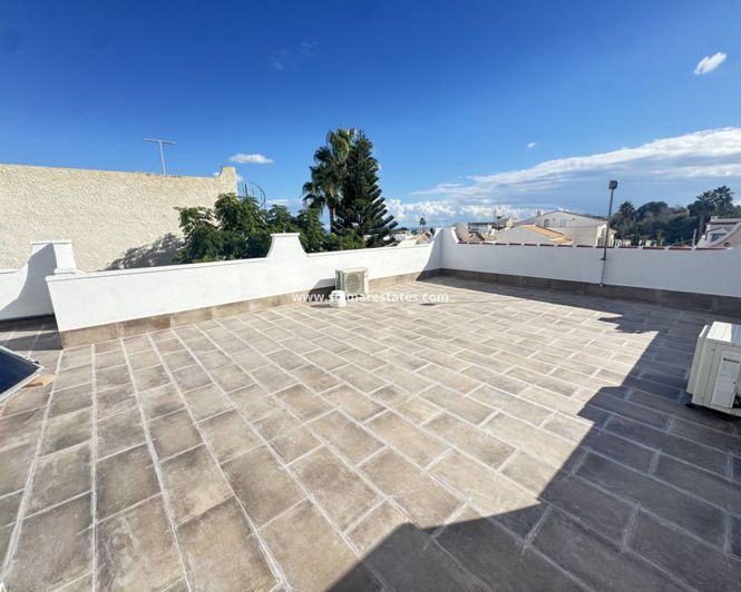 Image No.29-3 Bed Villa for sale