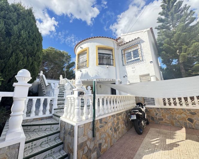 Image No.3-3 Bed Villa for sale