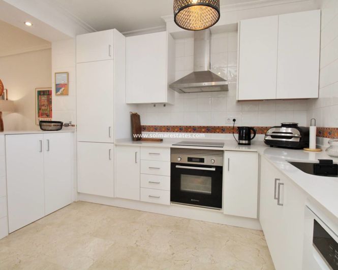 Image No.12-2 Bed Townhouse for sale