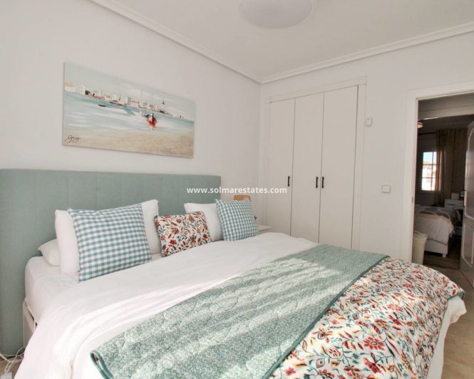 Image No.17-2 Bed Townhouse for sale