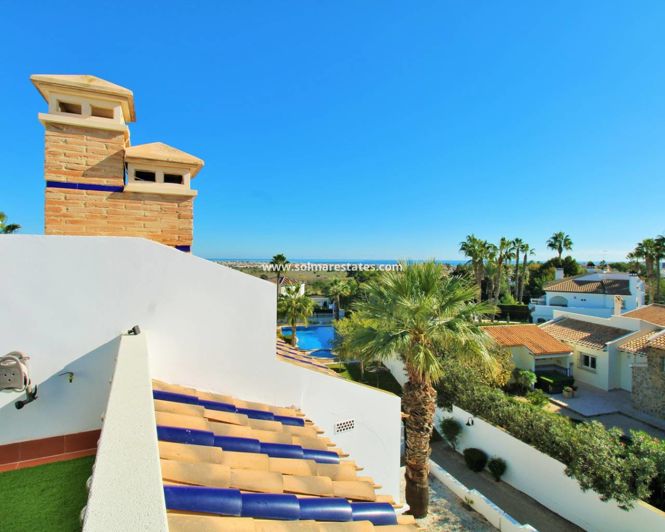 Image No.26-2 Bed Townhouse for sale