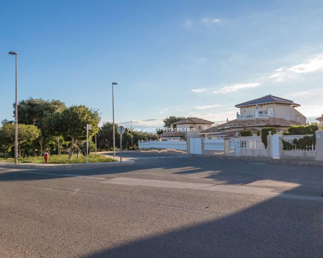 Image No.36-2 Bed Quad for sale