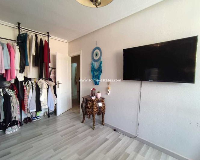 Image No.25-2 Bed Apartment for sale