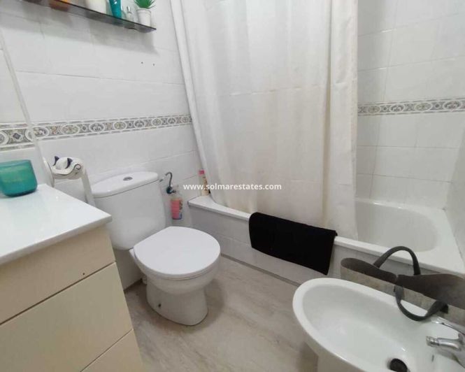 Image No.8-2 Bed Apartment for sale