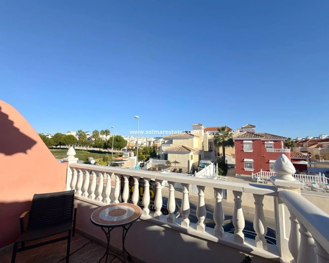 Image No.15-2 Bed Townhouse for sale