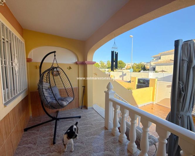 Image No.16-2 Bed Townhouse for sale