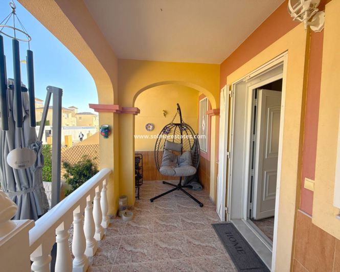 Image No.18-2 Bed Townhouse for sale