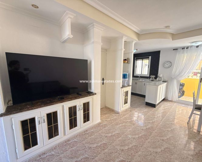 Image No.2-2 Bed Townhouse for sale