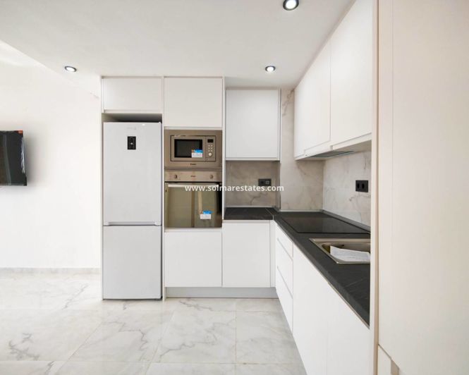 Image No.6-2 Bed Apartment for sale