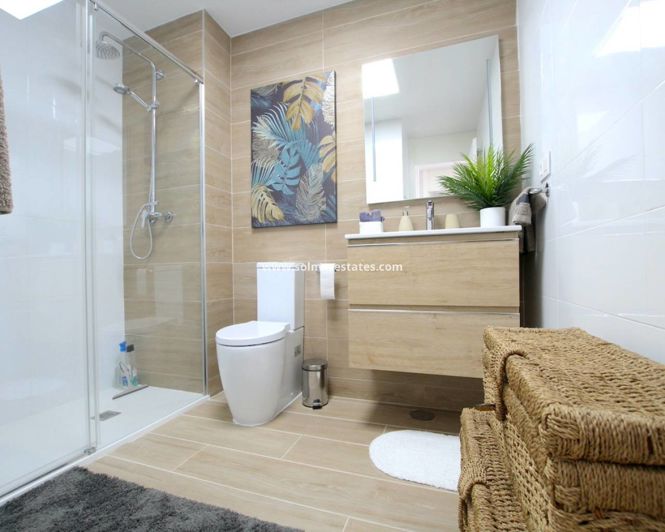 Image No.22-2 Bed Apartment for sale