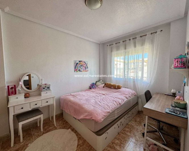 Image No.11-2 Bed Apartment for sale