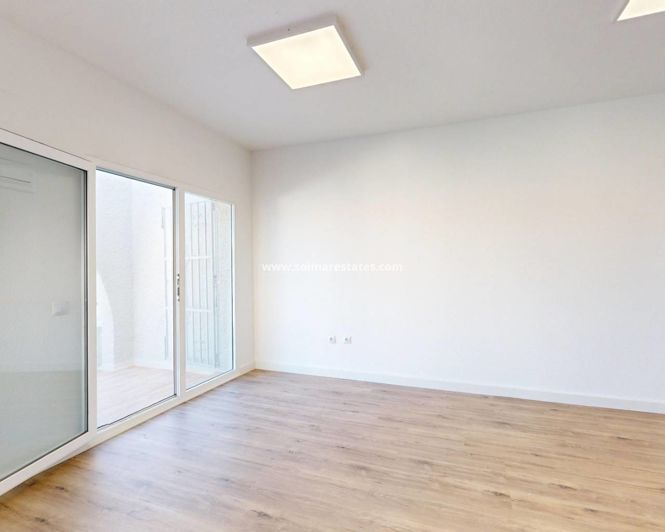 Image No.16-2 Bed Bungalow for sale