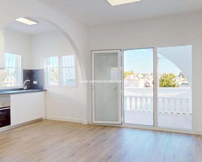 Image No.23-2 Bed Bungalow for sale