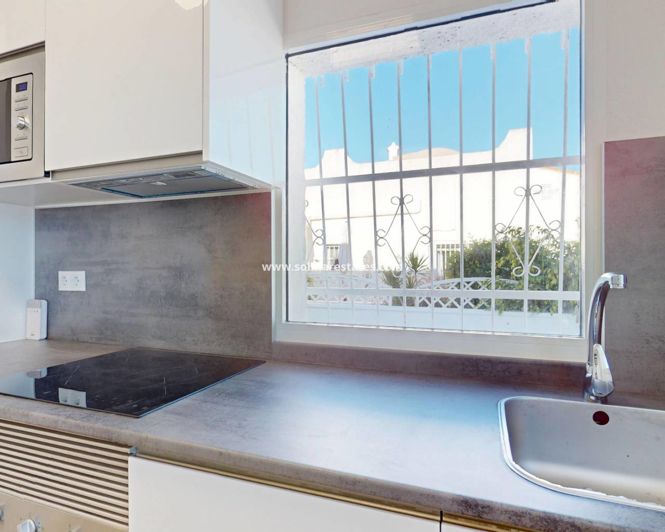 Image No.24-2 Bed Bungalow for sale