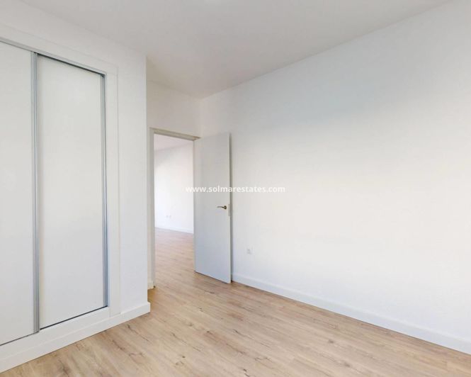 Image No.5-2 Bed Bungalow for sale