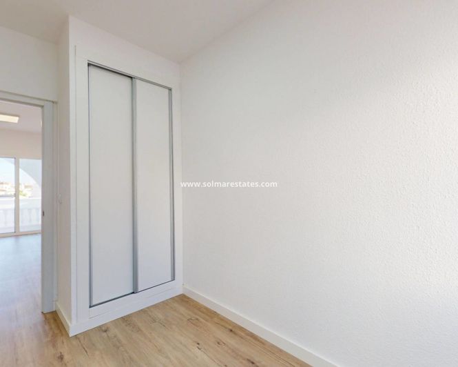 Image No.6-2 Bed Bungalow for sale