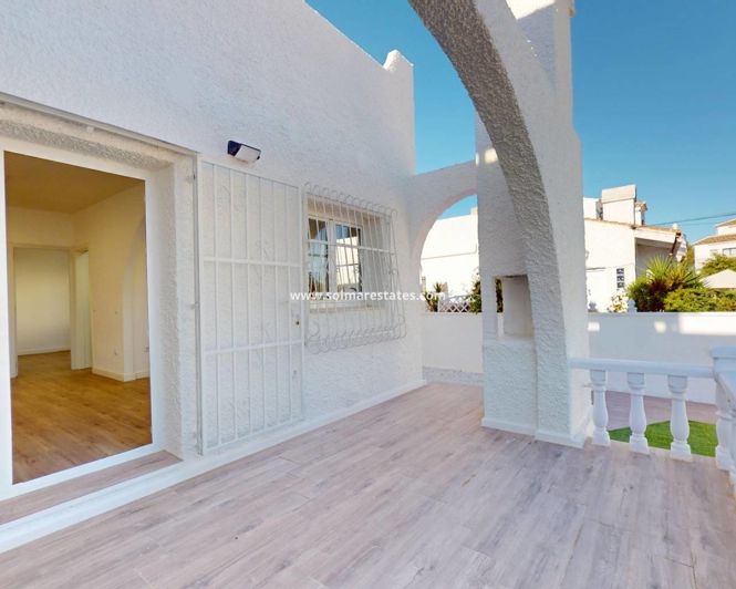 Image No.8-2 Bed Bungalow for sale